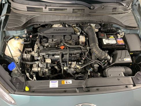 Used 2022 Hyundai Kona Limited FWD image 11