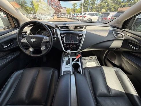 Used 2018 Nissan Murano SL AWD/4WD image 13