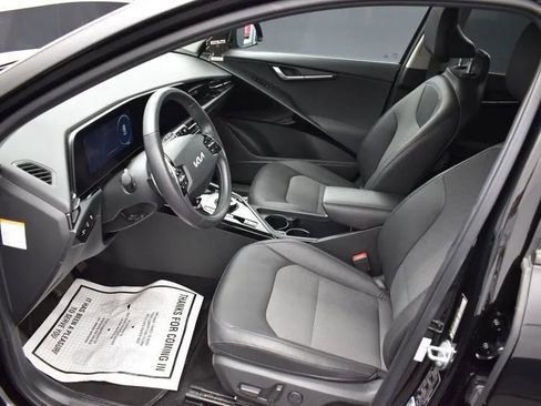 Used 2023 Kia Niro Wind w/ Wind Preserve Package image 14