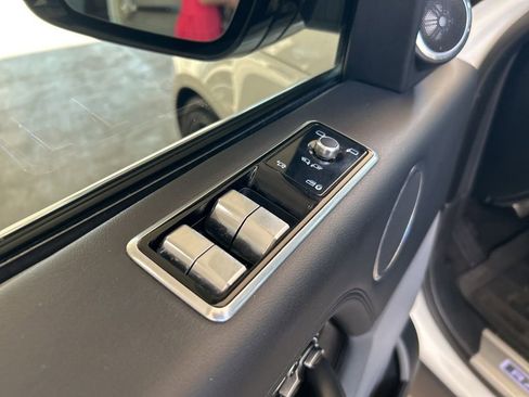 Used 2022 Land Rover Range Rover Westminster Edition image 48