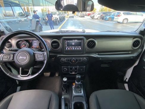 Used 2020 Jeep Gladiator Sport w/ Quick Order Package 24S image 15