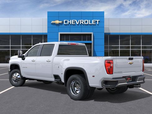 New 2026 Chevrolet Silverado 3500 LTZ w/ LTZ Convenience Package AWD/4WD image 3