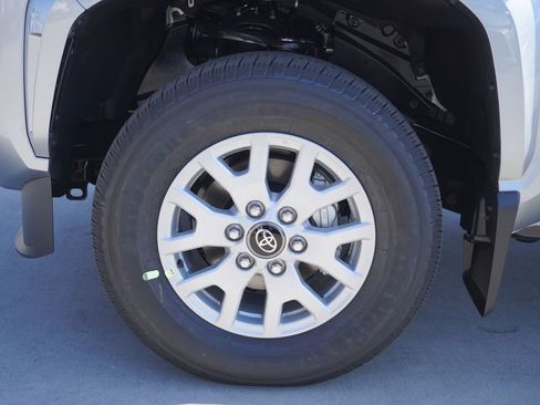 New 2026 Toyota Tacoma SR5 AWD/4WD image 18