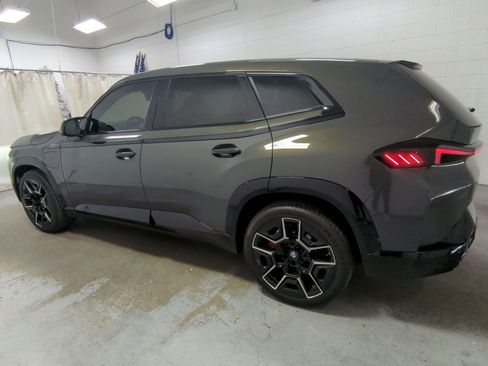 Used 2025 BMW XM image 7