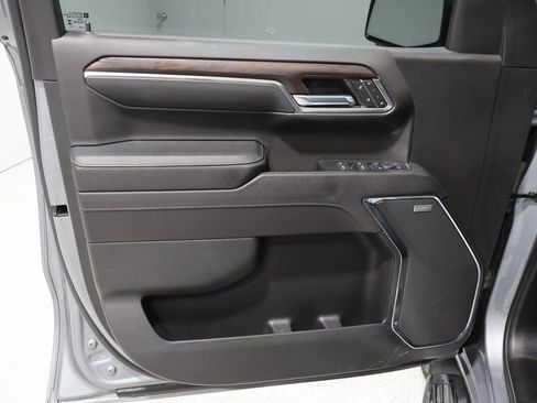 Used 2023 GMC Sierra 1500 SLT w/ SLT Premium Plus Package image 16