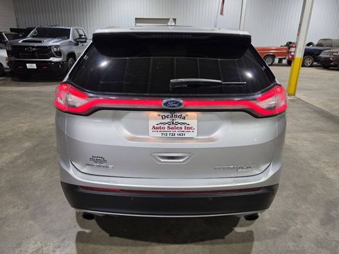 Used 2018 Ford Edge Titanium w/ Equipment Group 301A FWD image 9
