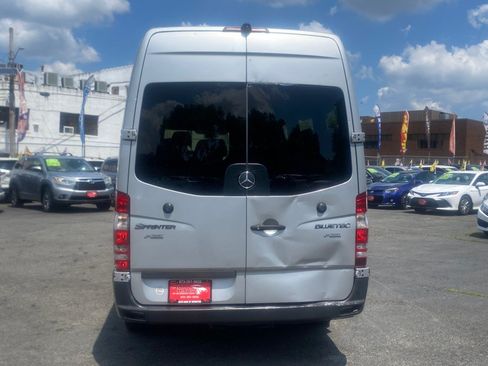 Used 2013 Mercedes-Benz Sprinter 2500 image 8