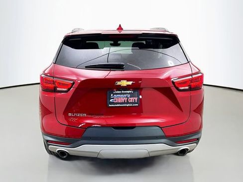 Used 2025 Chevrolet Blazer LT w/ Sound & Technology Package image 7