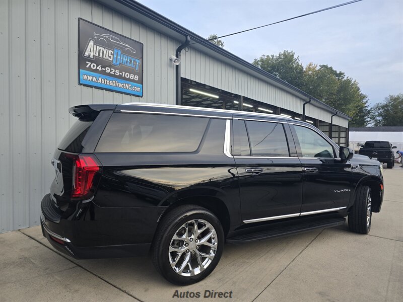 Used 2021 GMC Yukon XL SLT w/ Rear Media and Nav Package AWD/4WD image 6