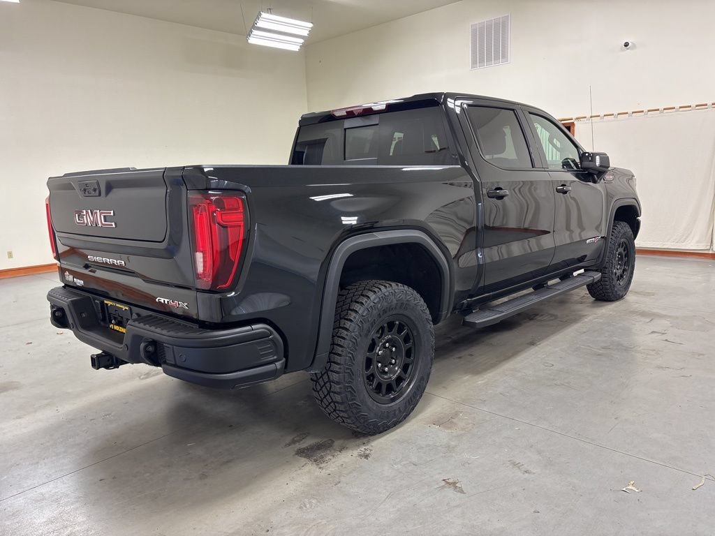 Used 2024 GMC Sierra 1500 AT4X w/ AT4X AEV Edition AWD/4WD image 8