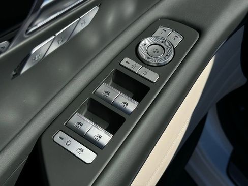 Used 2025 Genesis GV80 2.5T Standard image 23