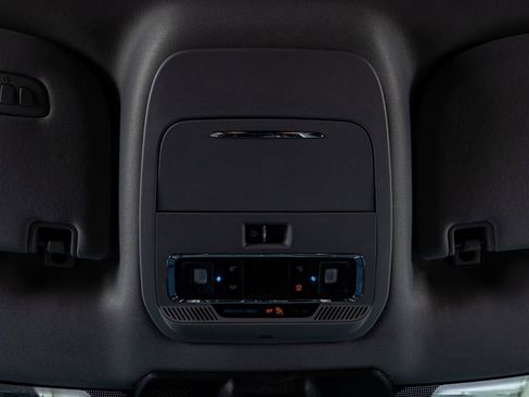 Used 2021 Ford F150 Lariat w/ Equipment Group 502A High image 28