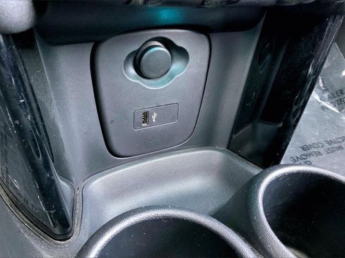 Used 2020 MINI Cooper S w/ Premium Package image 17