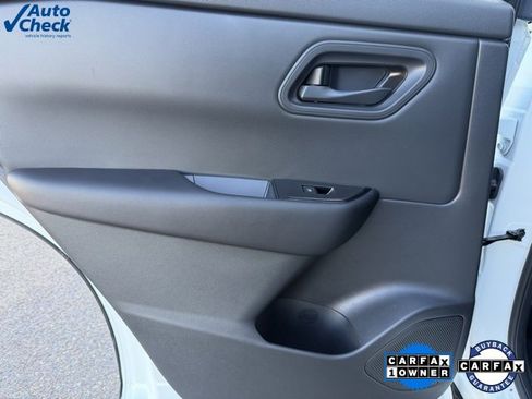 Certified 2025 Nissan Rogue S image 13