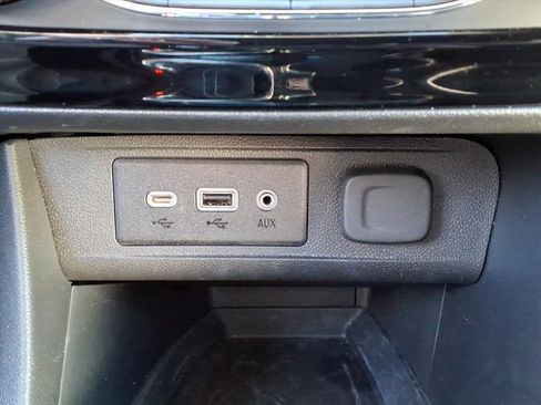 Used 2023 Buick Encore GX Select w/ Sport Touring Package image 21