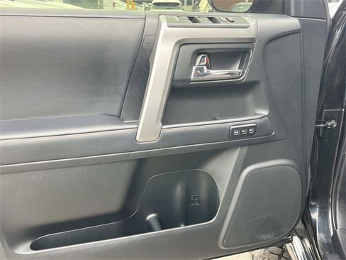 Used 2023 Toyota 4Runner Limited image 27