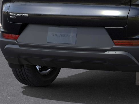 New 2026 Chevrolet TrailBlazer LS AWD/4WD image 14