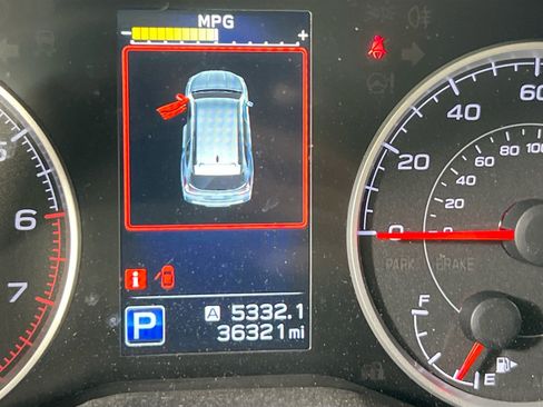 Used 2022 Subaru Ascent Premium w/ Convenience Package image 12