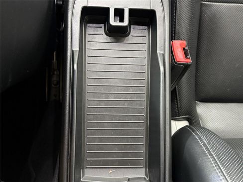 Used 2017 Porsche 911 Carrera S image 35