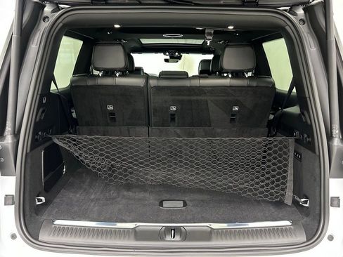 New 2026 Jeep Grand Wagoneer Summit image 9