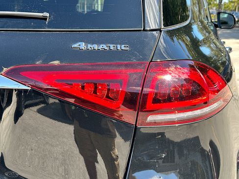 Used 2020 Mercedes-Benz GLE 350 4MATIC image 33