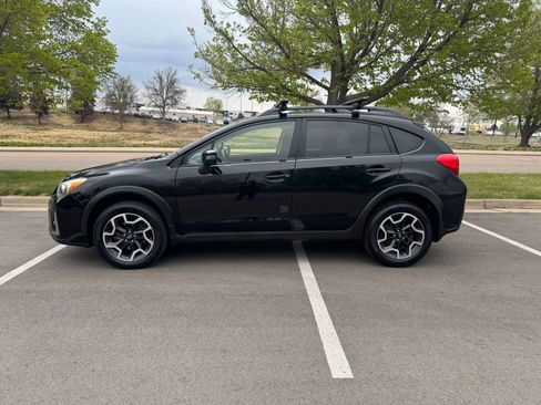 Used 2016 Subaru Crosstrek 2.0i Limited w/ Popular Package #2 AWD/4WD image 2