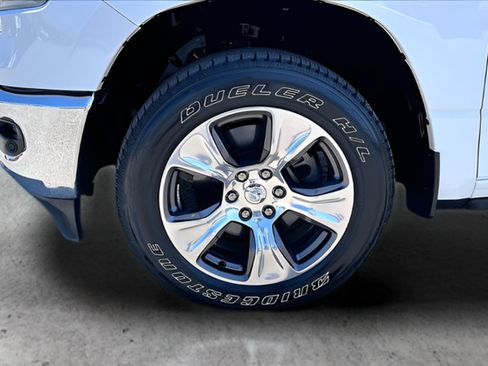 Used 2023 RAM 1500 Laramie AWD/4WD image 28