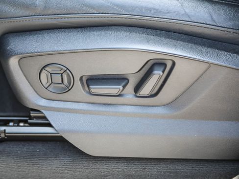 Used 2023 Audi Q7 3.0T Premium Plus AWD/4WD image 20