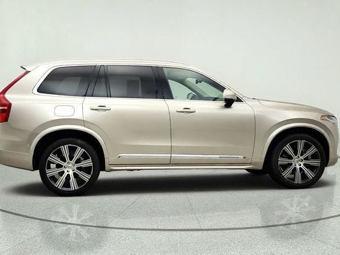 Used 2024 Volvo XC90 T8 Plus w/ Protection Package Premier AWD/4WD image 4