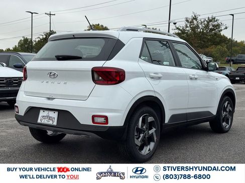 New 2026 Hyundai Venue SEL image 13