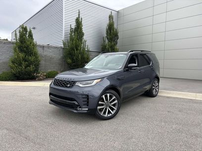 New 2025 Land Rover Discovery Dynamic SE