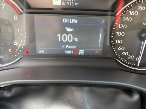 Used 2025 Cadillac XT6 Sport AWD/4WD image 16