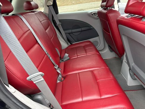 Used 2010 Chrysler PT Cruiser w/ PT Cruiser Couture Edition image 19