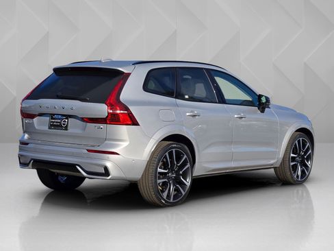 Certified 2025 Volvo XC60 T8 Ultra w/ Protection Package Premier image 6