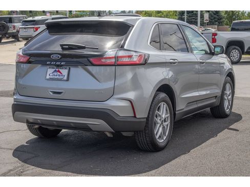 Used 2024 Ford Edge SEL AWD/4WD image 3
