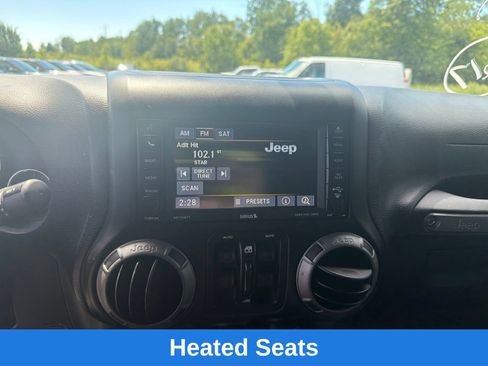 Used 2017 Jeep Wrangler Unlimited Sport AWD/4WD image 15