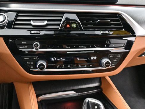 Used 2023 BMW 540i w/ M Sport Package image 25