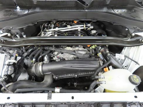 Used 2025 Ford Explorer Platinum w/ LUX Leather Package AWD/4WD image 37