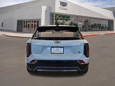 New 2026 Cadillac Optiq Sport 2 w/ LPO, Floor Liner Package AWD/4WD image 5