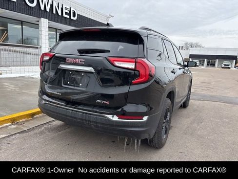 Used 2023 GMC Terrain AT4 image 7