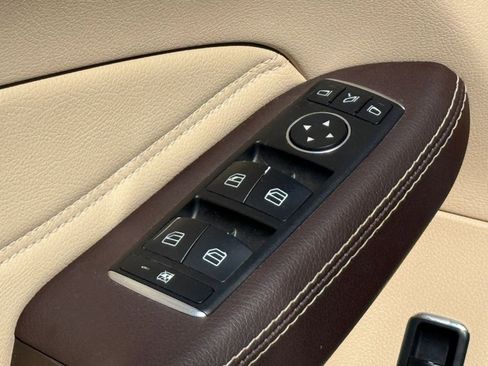 Used 2017 Mercedes-Benz GLS 450 4MATIC image 23