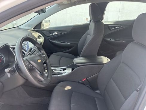 Used 2024 Chevrolet Malibu LT image 9