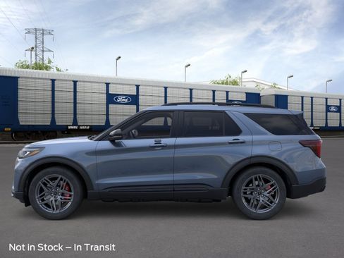 New 2026 Ford Explorer ST AWD/4WD image 3