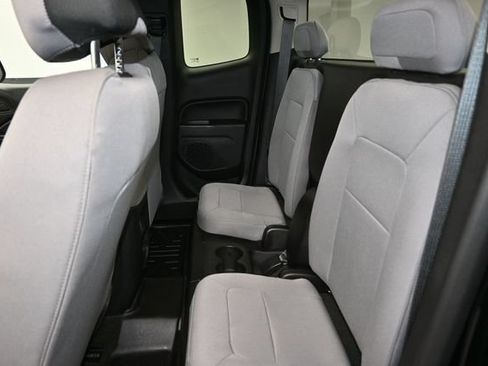 Used 2017 Chevrolet Colorado W/T w/ WT Convenience Package AWD/4WD image 12