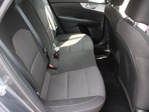 Used 2023 Kia Forte LXS FWD image 16
