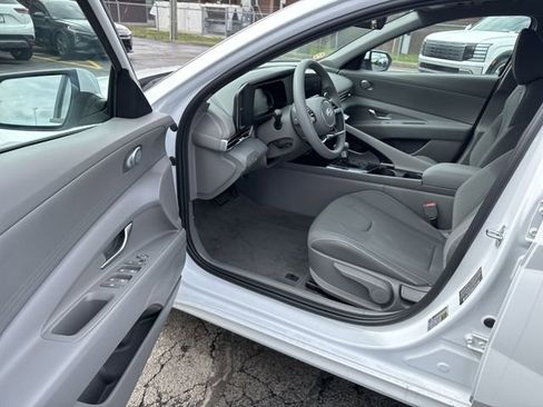New 2026 Hyundai Elantra Blue image 19