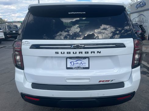 Used 2024 Chevrolet Suburban RST w/ Luxury Package AWD/4WD image 7