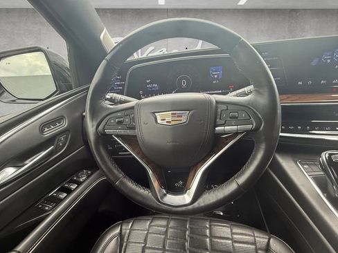 Used 2022 Cadillac Escalade ESV Sport Platinum w/ LPO, ONYX Package RWD image 21