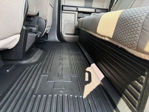 Used 2017 Ford F250 XLT AWD/4WD image 17