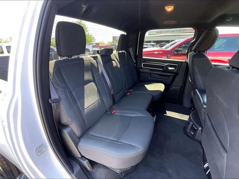 Used 2025 RAM 2500 Big Horn AWD/4WD image 27